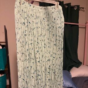 Coldwater Creek broomstick skirt Size XL